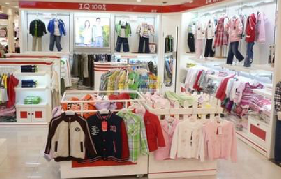 当涂店面装修风格确定。